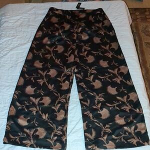 Chic Black and Beige Patterned Trousers